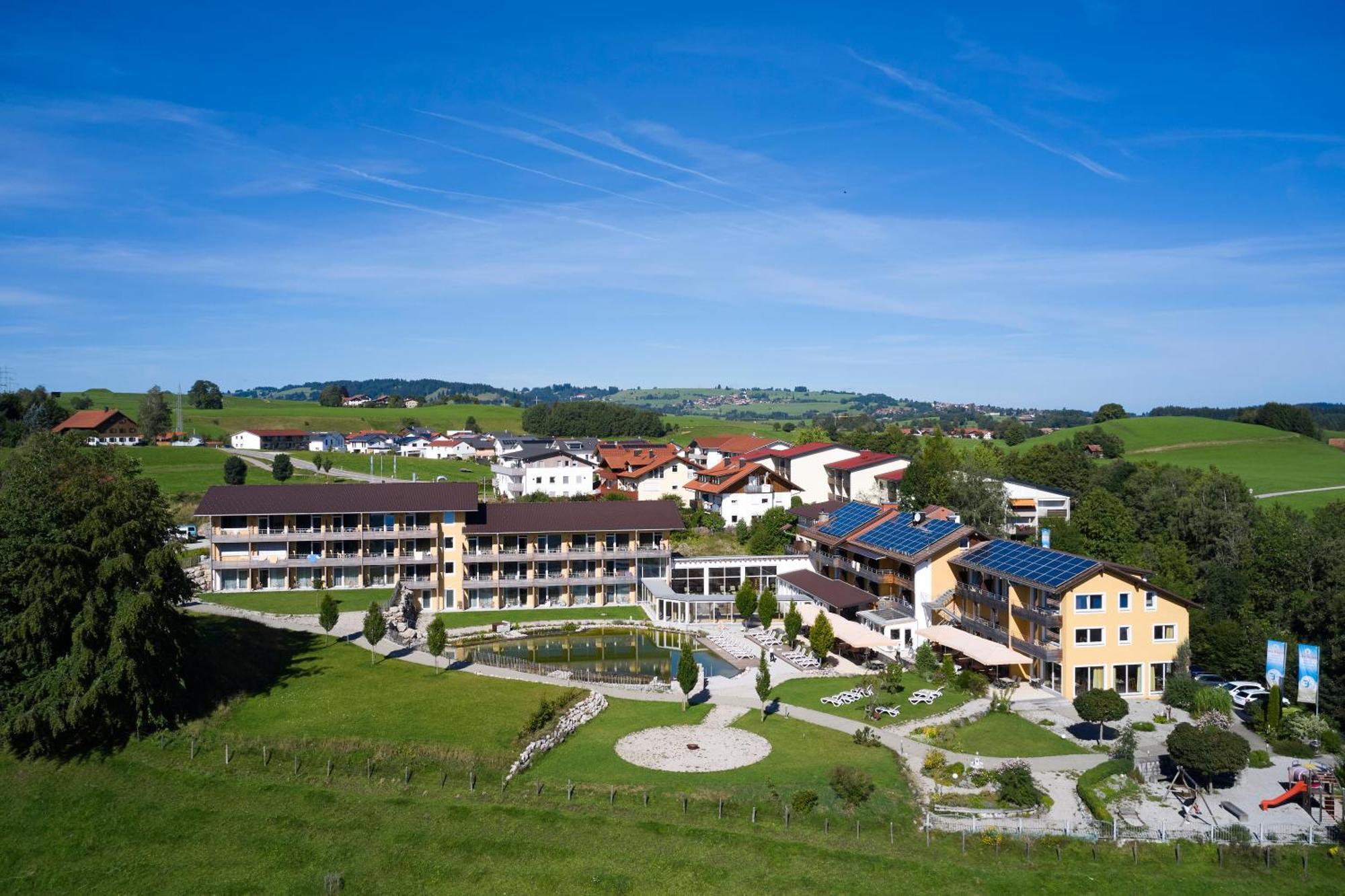 Hotel Nesselwanger Hof Exterior photo