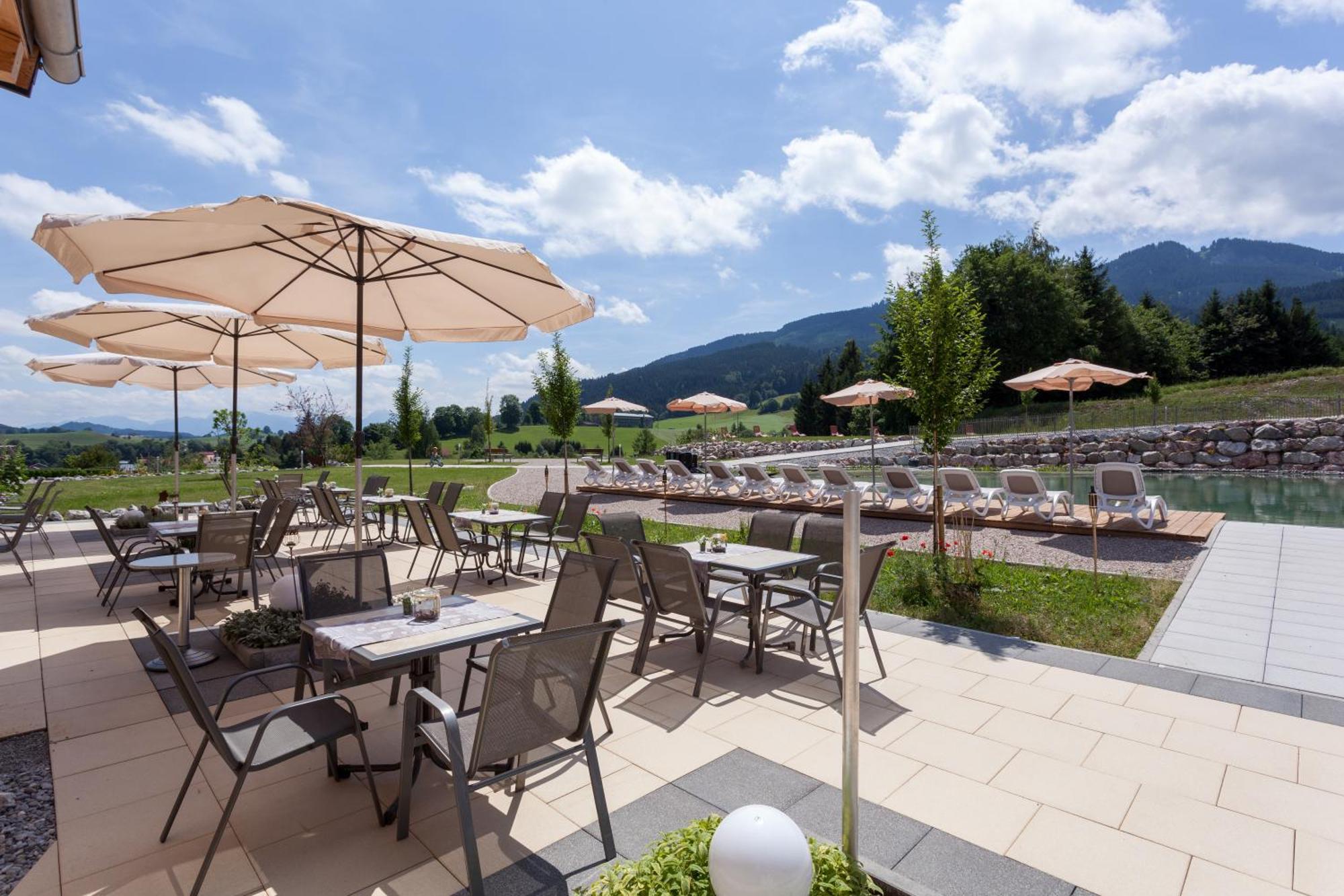 Hotel Nesselwanger Hof Exterior photo