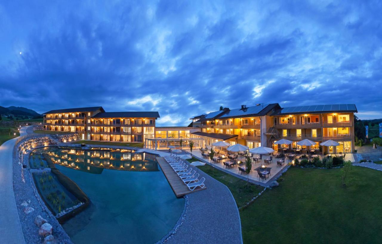 Hotel Nesselwanger Hof Exterior photo
